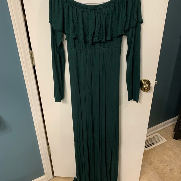 Maternity: Fitted floor length dress long sleeve off shoulder with ruffle - Picture 2 of 6